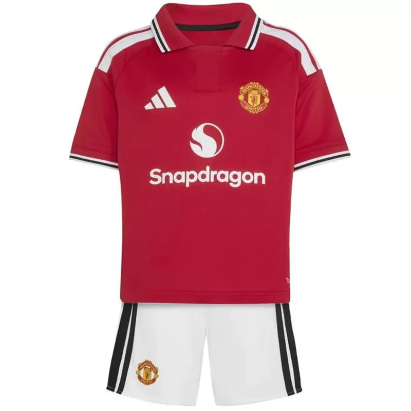 Tenue domicile adidas de Manchester United 2026/27 pour enfant avec maillot et short